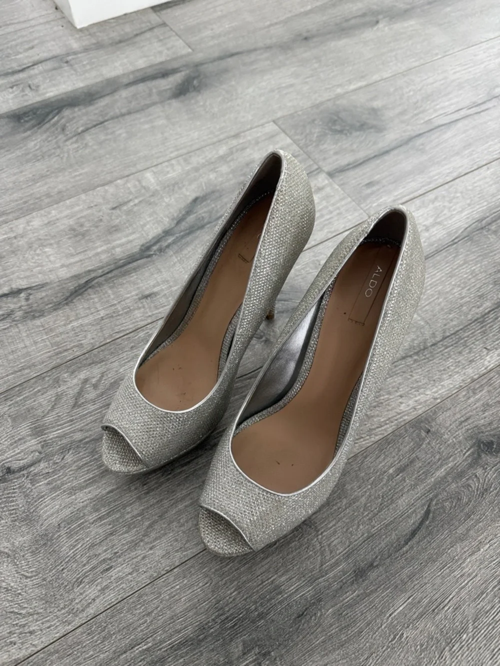 Aldo Silver Raeann Heels - Picture 3 of 4